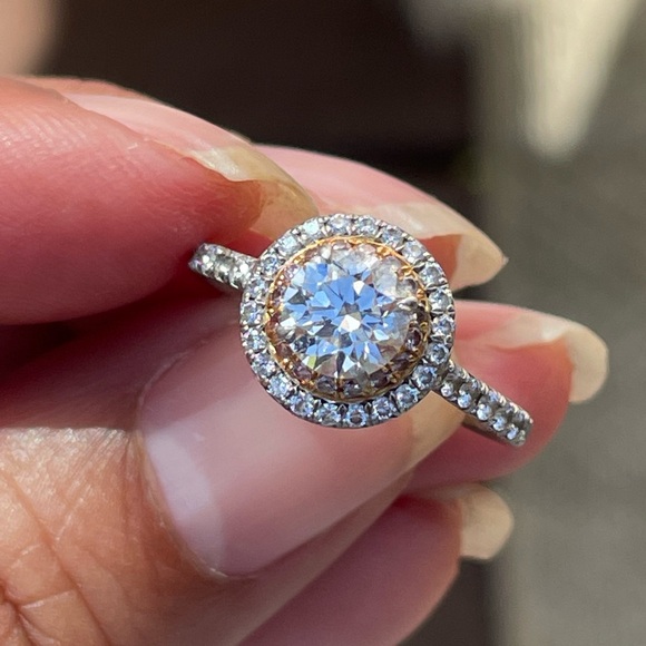 Authentic Tiffany & Co. Platinum white & pink Diamond engagement ring set. - Picture 3 of 8